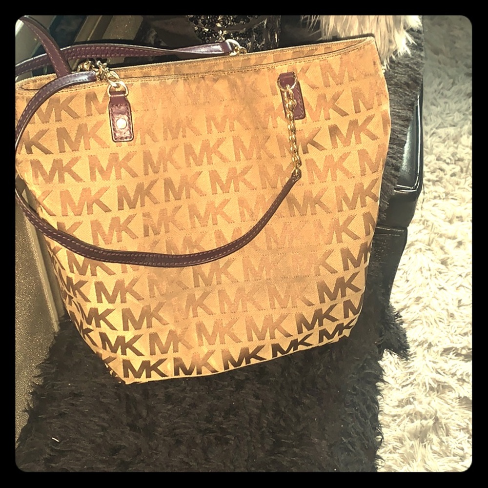 Michael Kors Purse